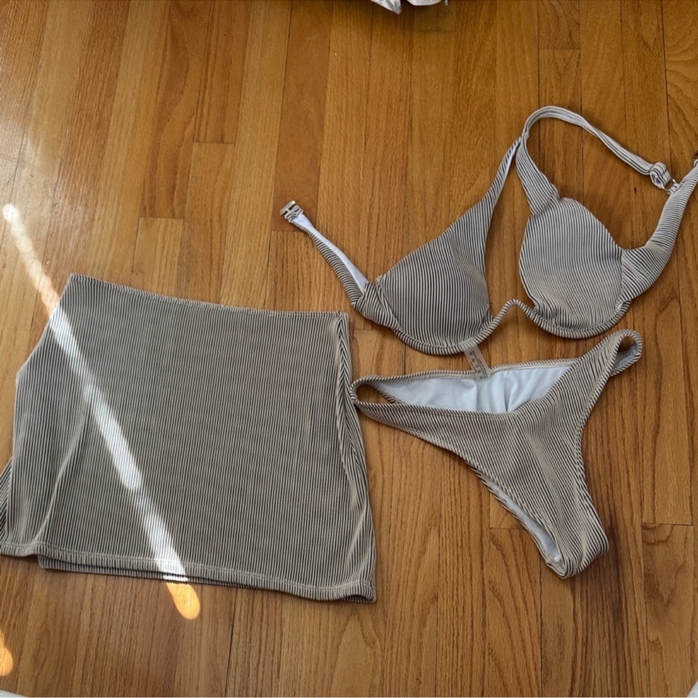 Mixed Styles Women's Swim & Dress Collection - Gray, Orange, Pink, Yellow Swirl - Picture 4 of 15